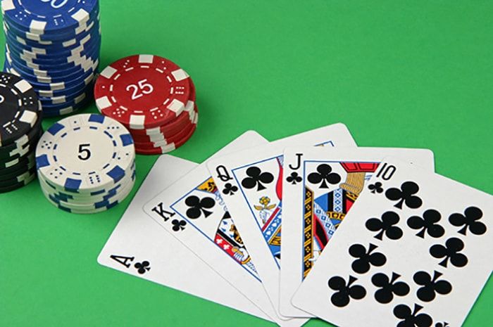 Phỏm Bắc và Phỏm Nam: Những Điểm Khác Biệt 21 Baccarat Kim Tài